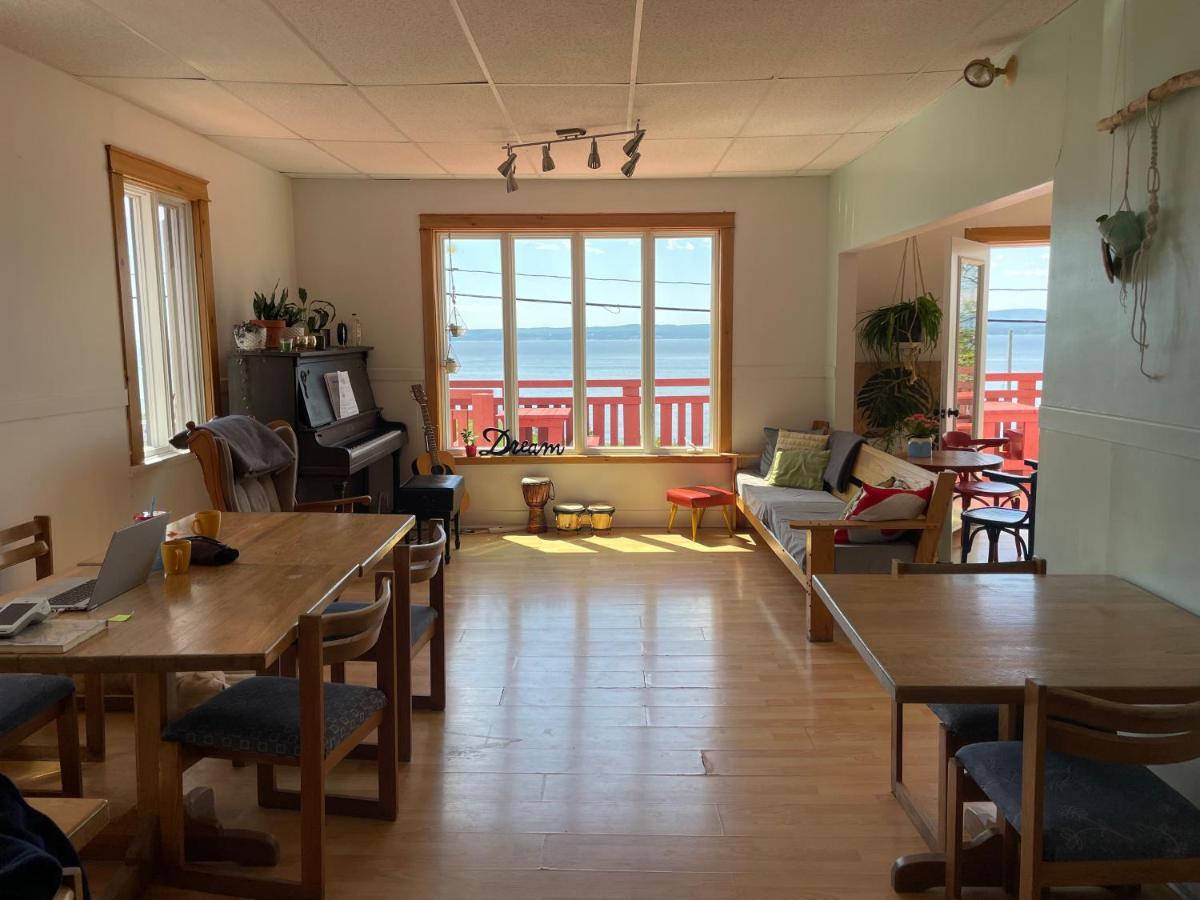 Le Carabobo Auberge Forillon Gaspé Eksteriør billede