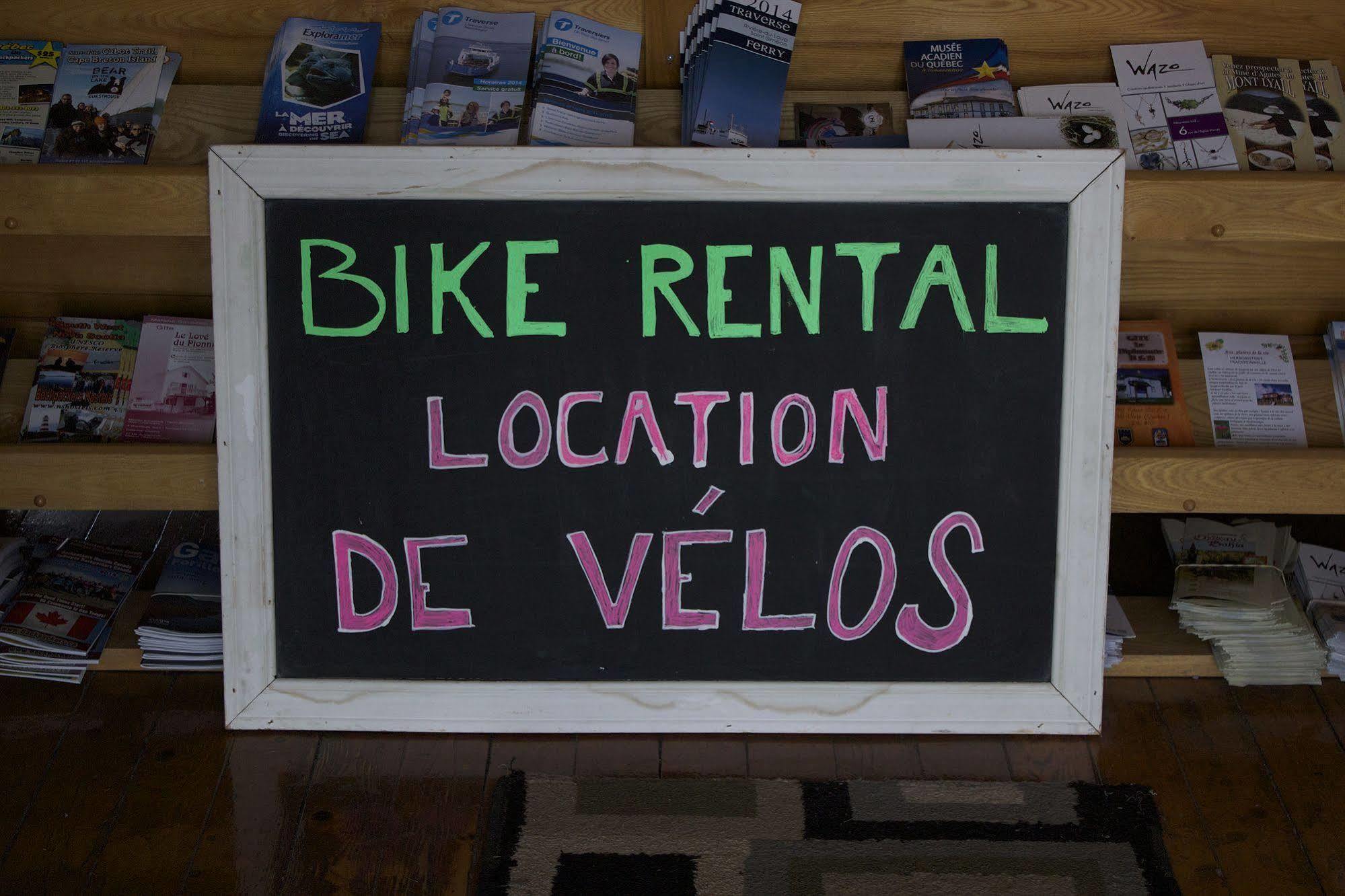 Le Carabobo Auberge Forillon Gaspé Eksteriør billede